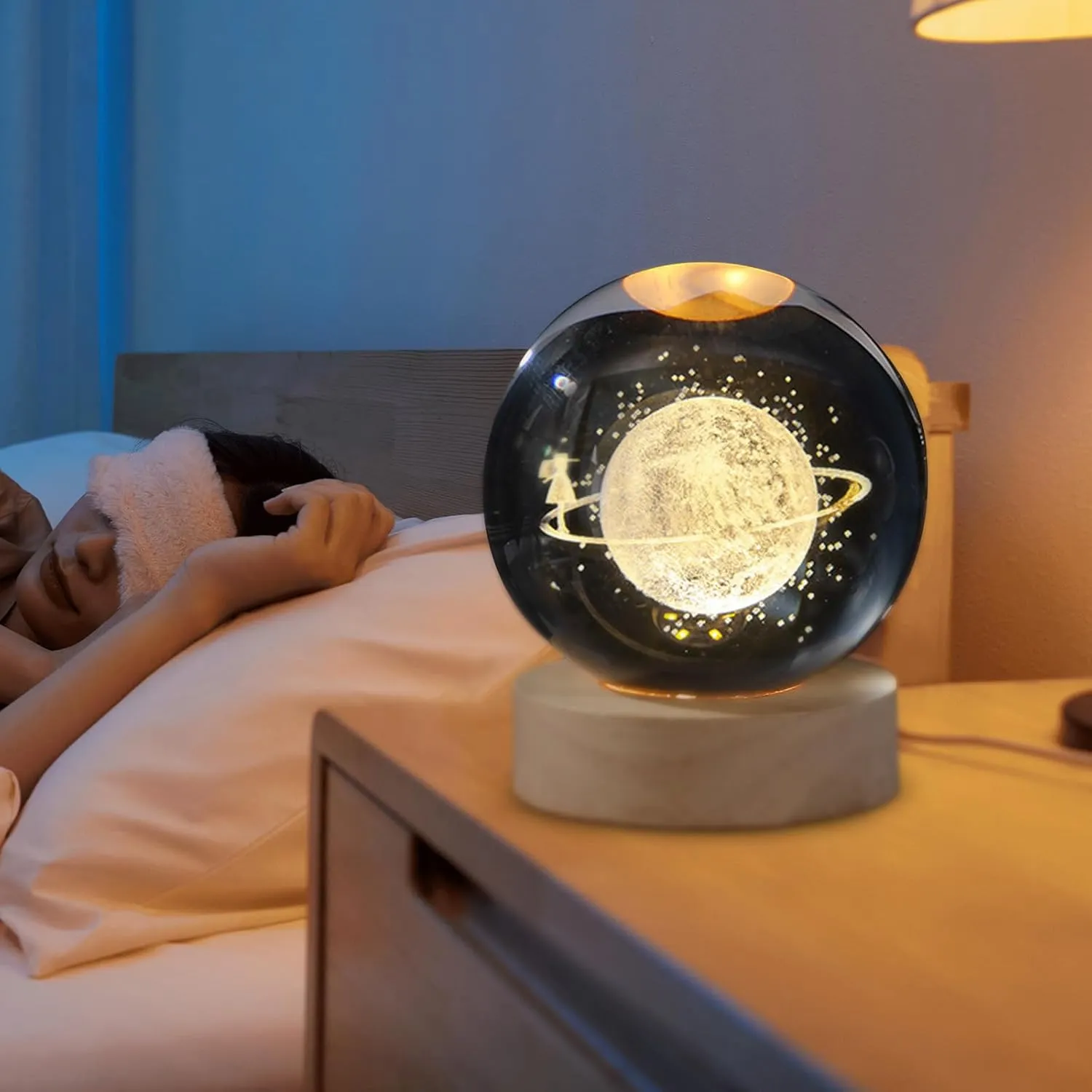 3D Crystal Ball Night Light - Starry Sky Crystal Glass Sphere Lamp with Wooden Base, Starry Sky Model Decor Crystal Display Sculpture Home Decor Present for Women Friends Girls