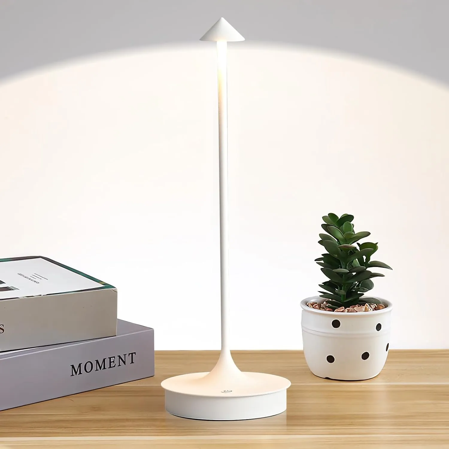 Cordless Table Lamps Rechargeable, LED Desk Lamp 4000mAh Battery Operated Outdoor Waterproof Portable Touch Dimmable Table Light for Patio/Restaurant/Bar/Indoor (White-1PC)