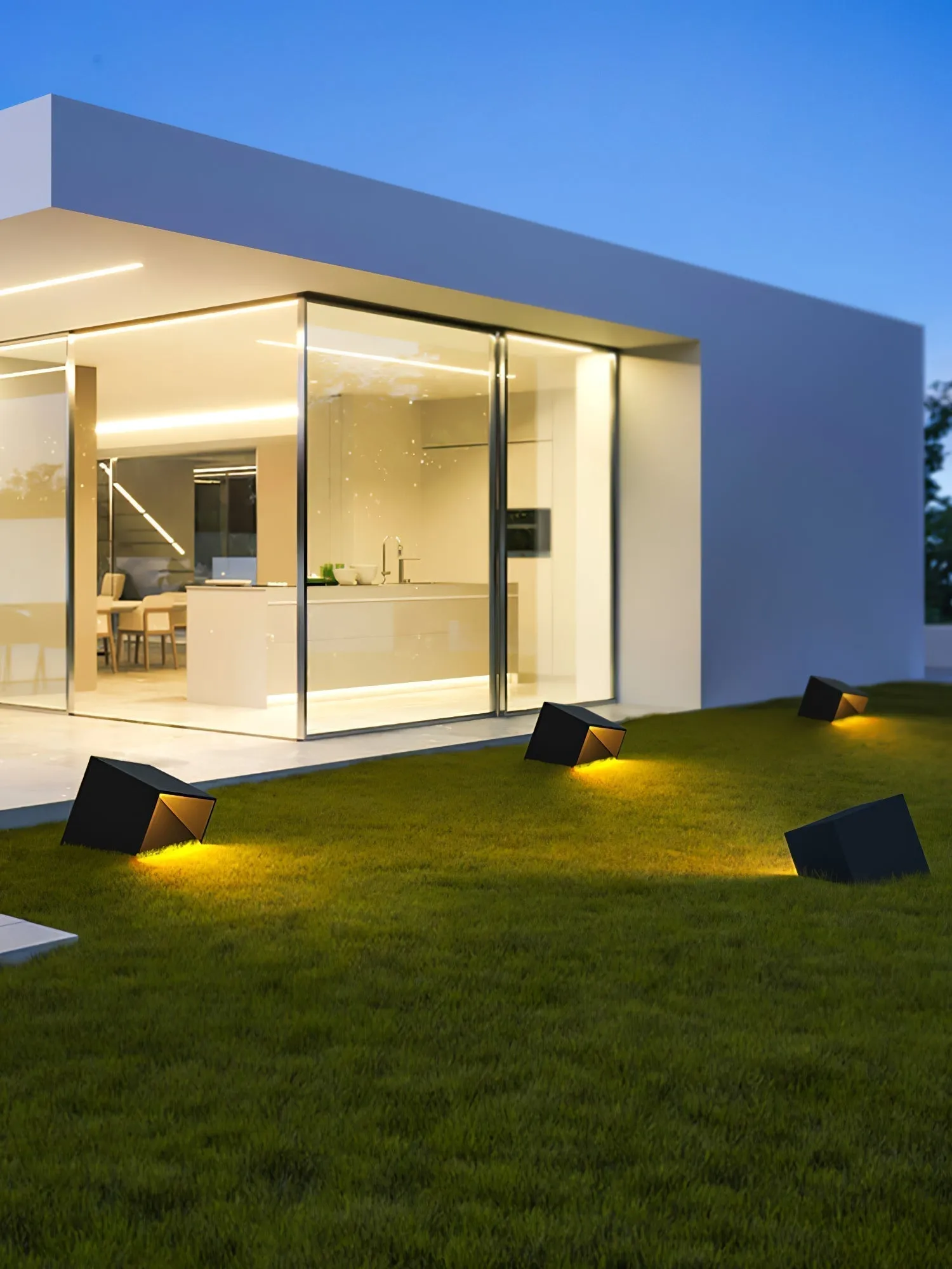 Cube Garden Solar Light – Modern Outdoor LED Lantern with Remote Control
