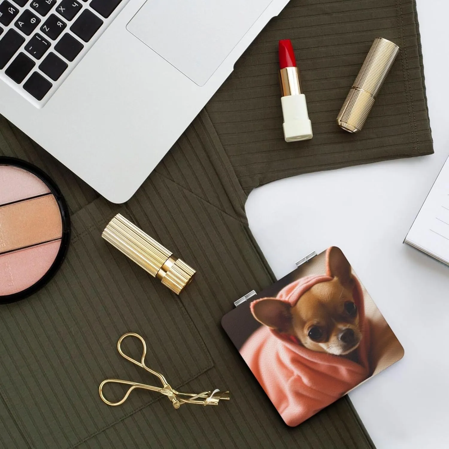 Depressed Chihuahua Printed Square Pocket Makeup Mirror with 1X/2X Magnification, Portable Mini Travel Makeup Mirror for Travel Daily Work Beauty