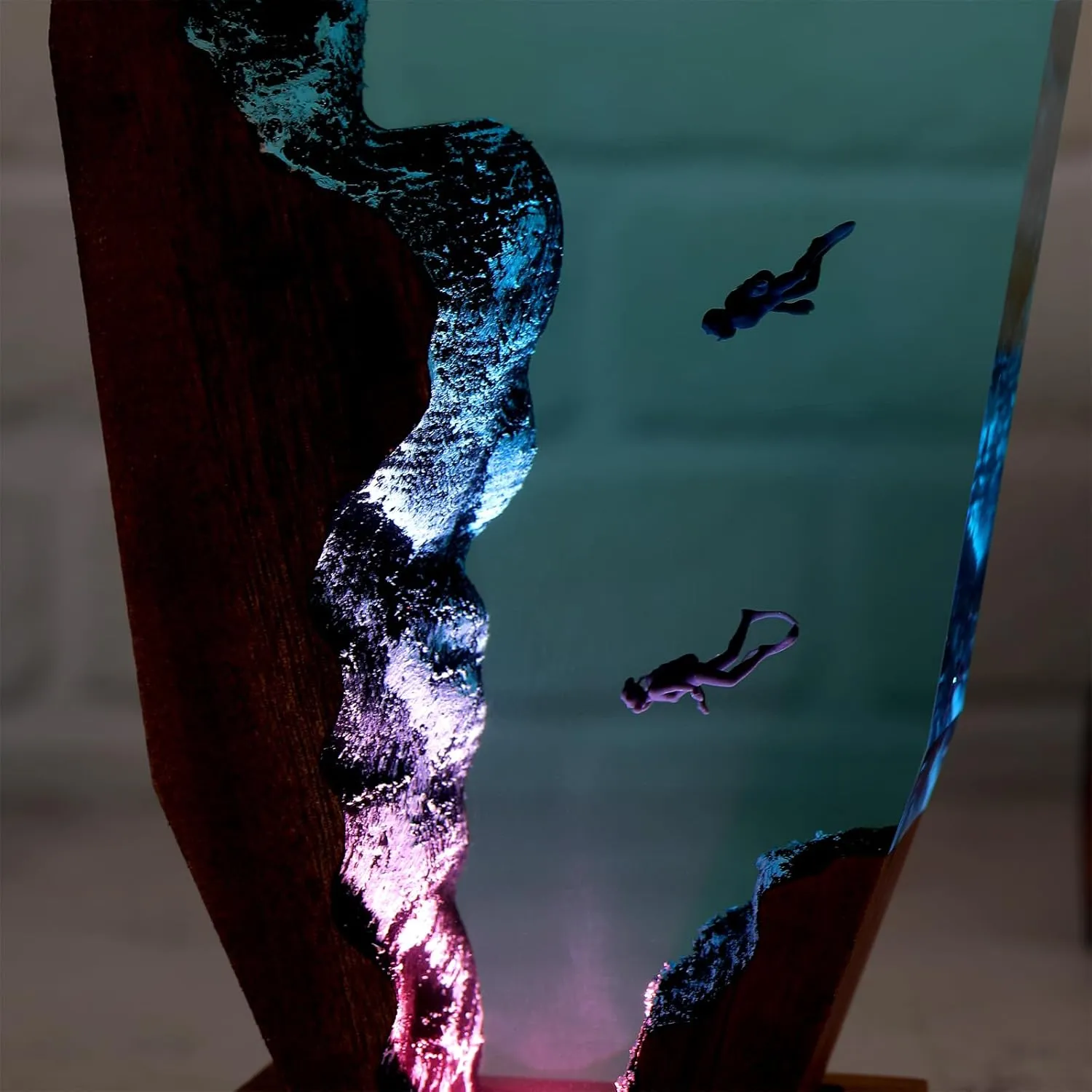 Drawelry Ocean Creative Epoxy Resin Wood Light Lamp, Handmade Multi Color Aquatic Ocean Lamp Deep Sea Diver Cave Diving Enthusiasts Led Night Light Desktop Decor Christmas Birthday Gift (Diving, S)