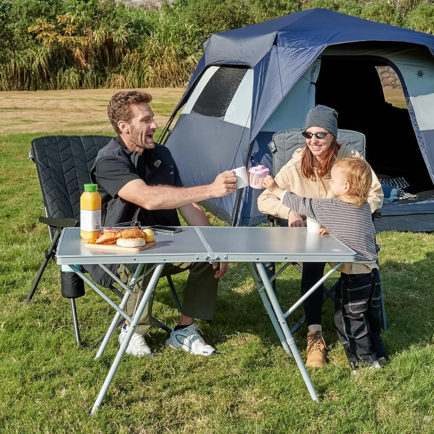 EVER ADVANCED Large Camping Table for 4-6 Person, Portable Folding Aluminum Table with Carrying Handle, Suitable for BBQ, Picnic, Camping and Indoor Use, Support up to 130LBS, White