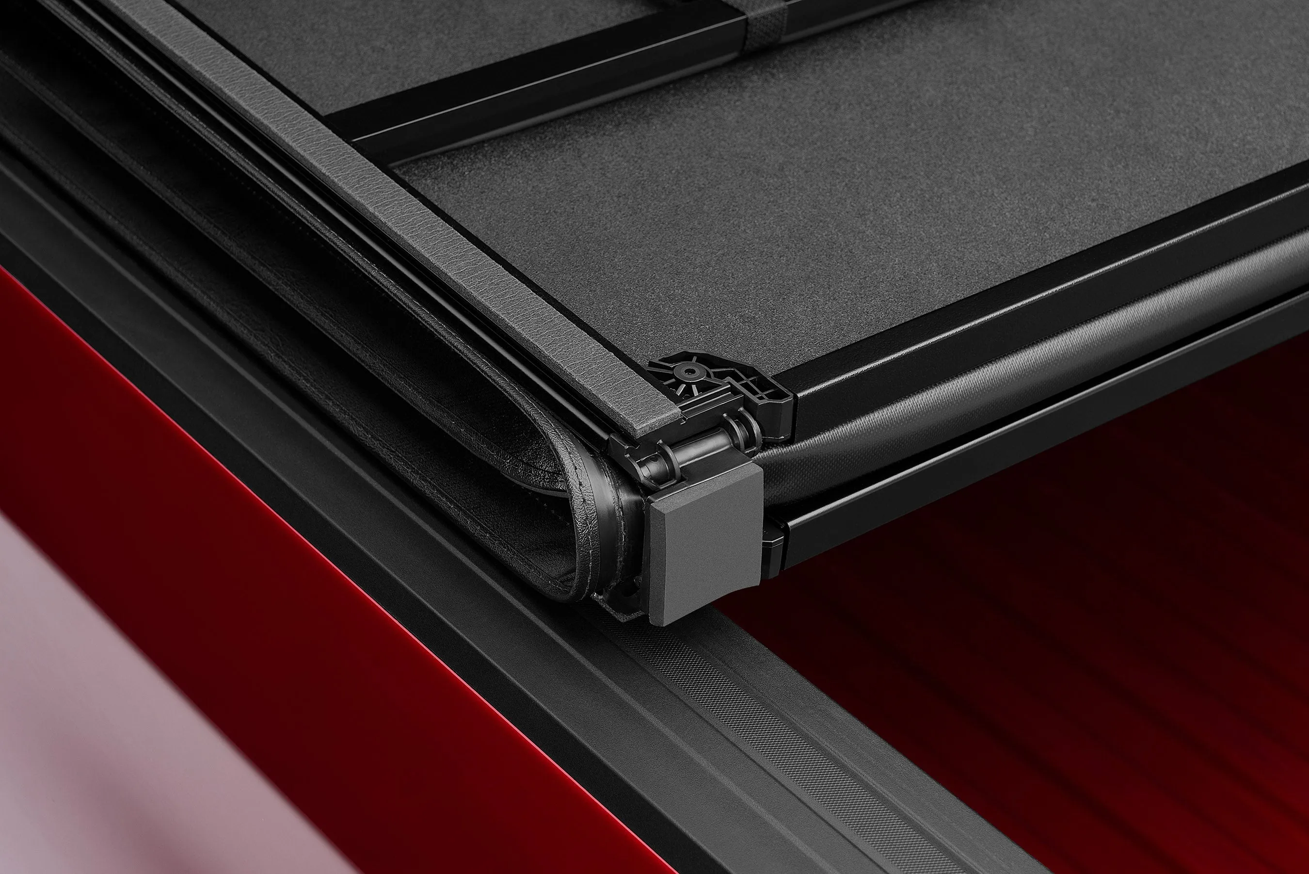 Hard Fold Tonneau Cover 969552