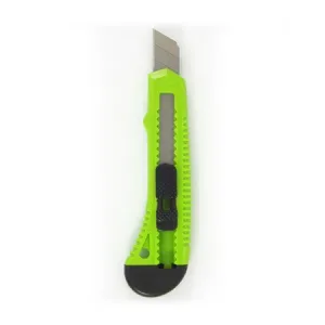 Large Plastic Snap Blade Utility Knife - 18mm