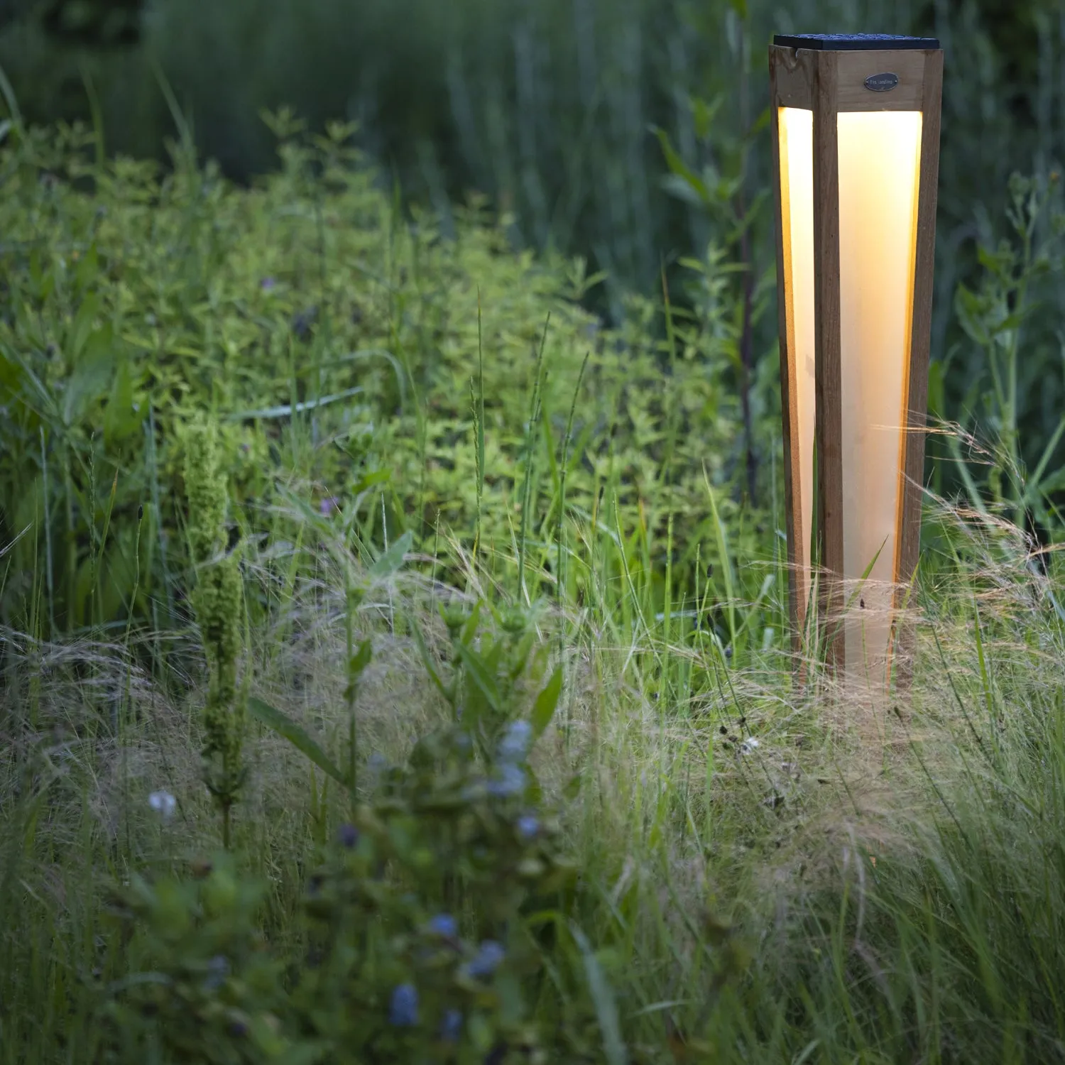 Les Jardins Tecka Solar Garden Torch with Spike