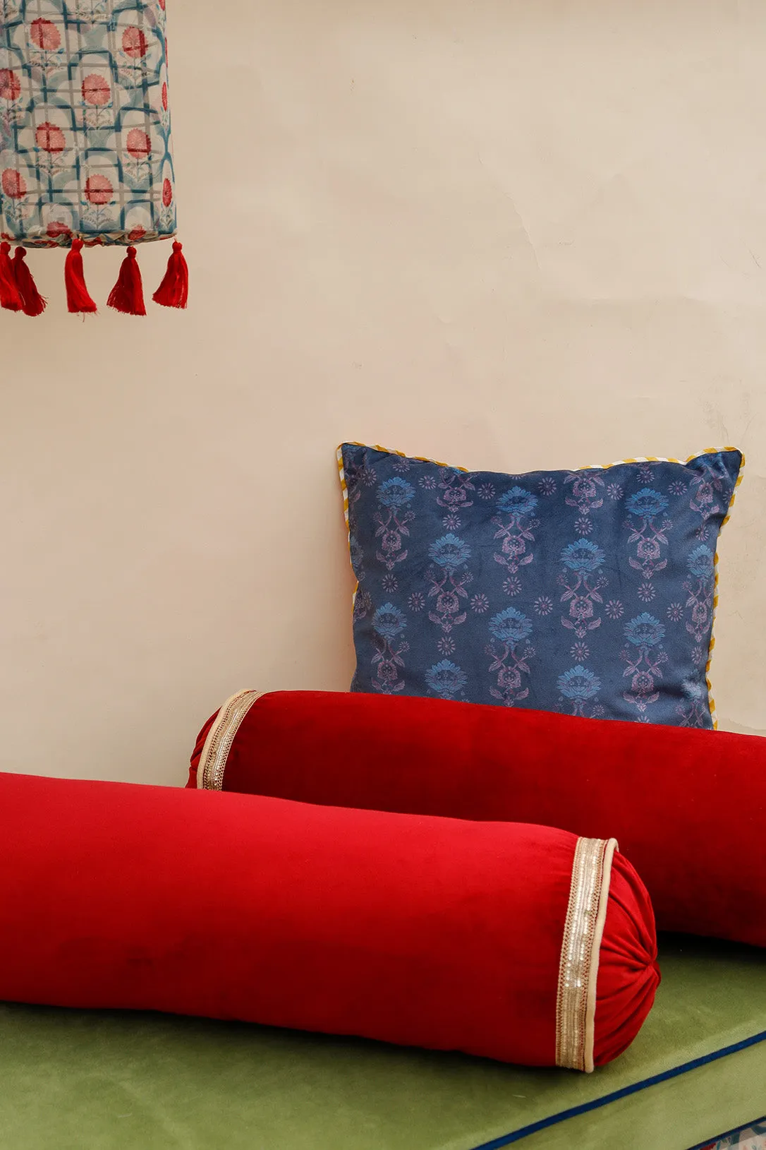 Meghavi lamp