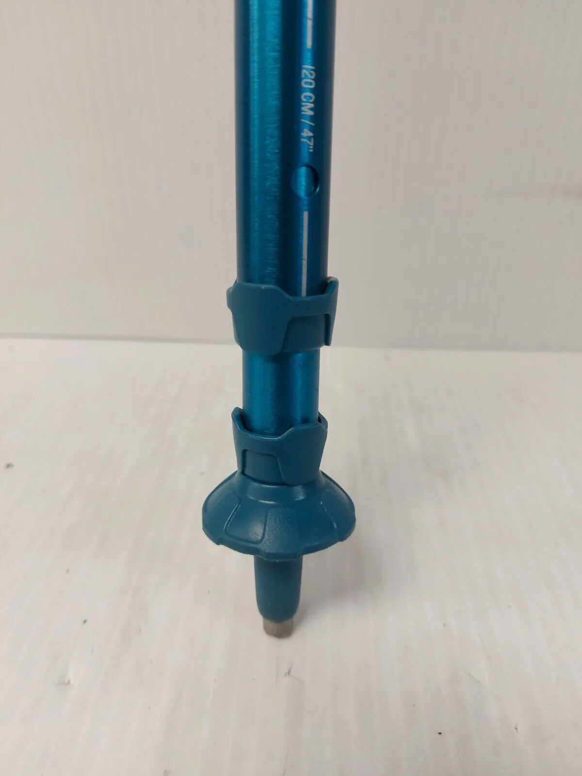 (N82504-4) Quechua Single Hiking Stick