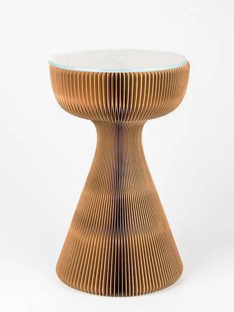 Nordic Kraft Paper Folding Table - Versatile Eco-Friendly Design