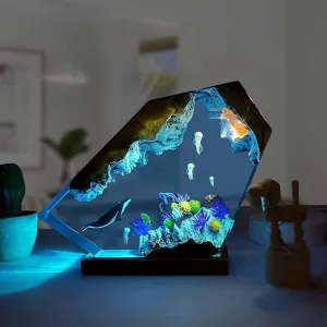 Ocean Creative Epoxy Resin Wood Light Lamp, Handmade Multi Color Aquatic Ocean Lamp Deep Sea Diver Cave Diving Enthusiasts Led Night Light Desktop Decor Christmas Birthday Gift (Jellyfish, S)