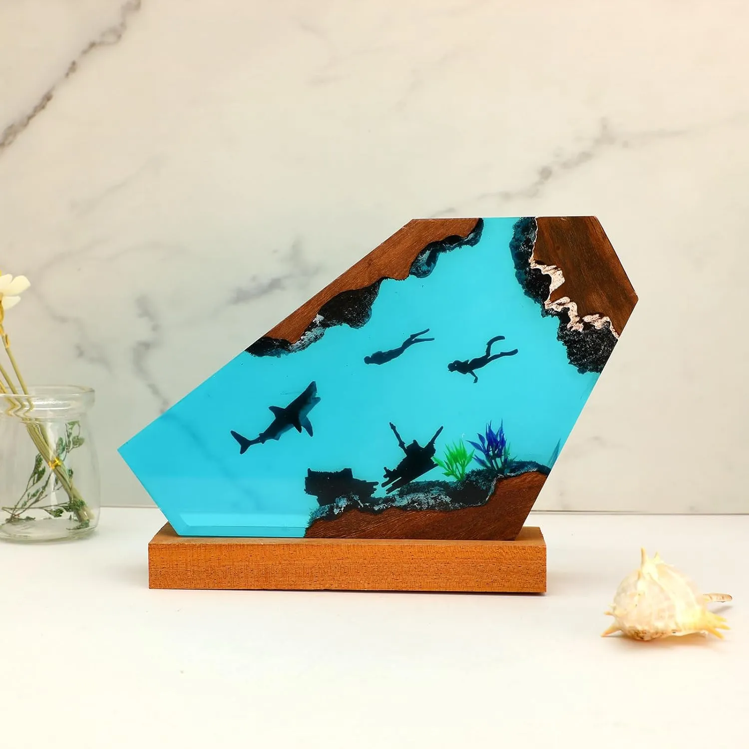 Ocean Creative Epoxy Resin Wood Light Lamp, Handmade Multi Color Aquatic Ocean Lamp Deep Sea Diver Cave Diving Enthusiasts Led Night Light Desktop Decor Christmas Birthday Gift (White Shark, S)