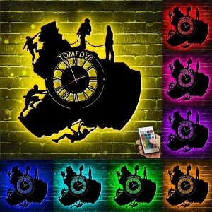 Personalized Rock Climbing Metal Wall Clock with Led Light, Custom Name Extreme Sports Wall Clock LED Light Up Sign Hiking Mountain Climbers 16 Colors Hanging Wall Lamp Decor for Bedroom Game Room