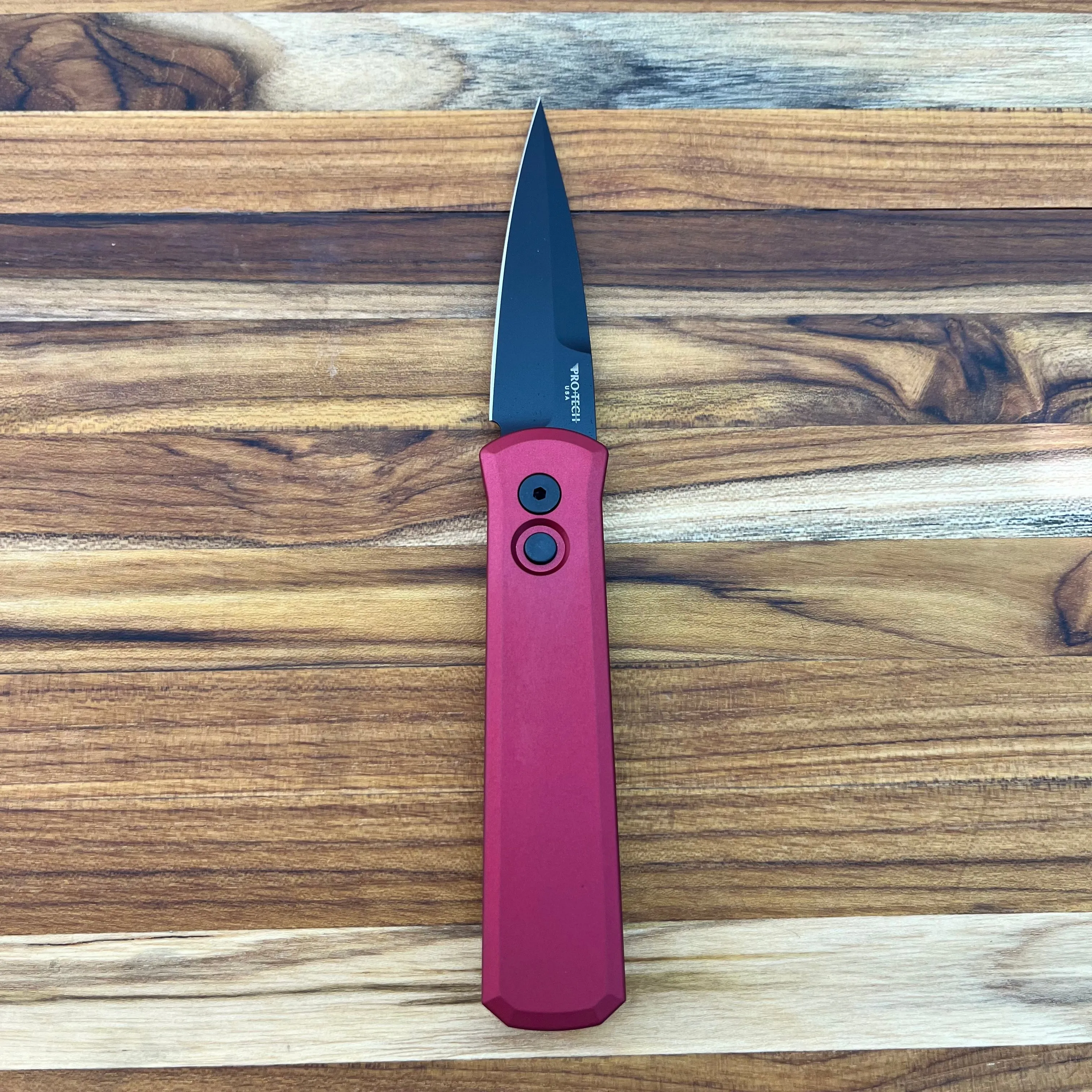 Pro-Tech Godson 3.15" Auto w/ Red Aluminum Handle