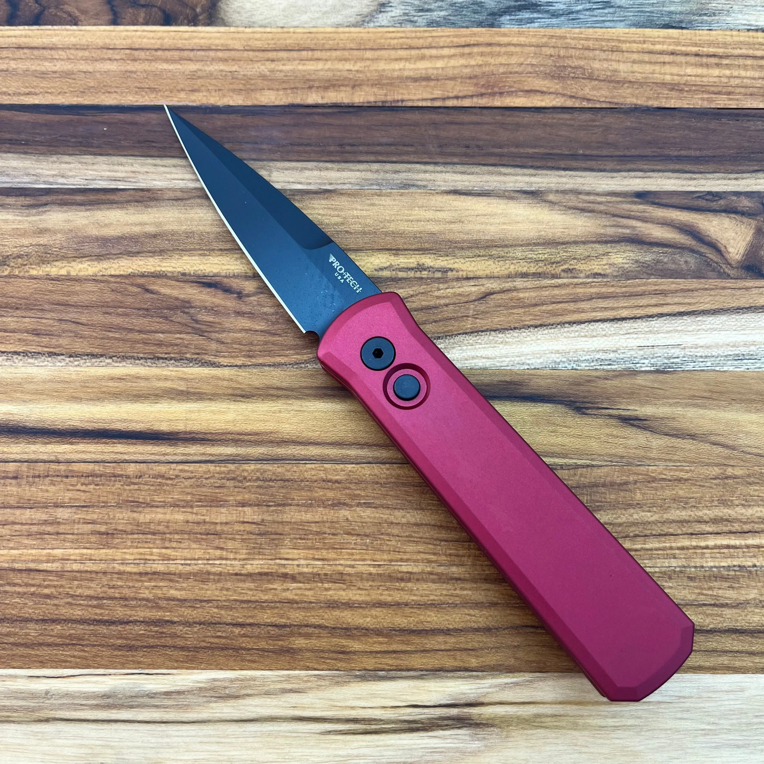 Pro-Tech Godson 3.15" Auto w/ Red Aluminum Handle