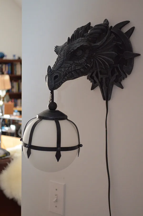 Royallure Dragon Head Wall Mount Hanging Lamp - 18cm Unique Fantasy Decor