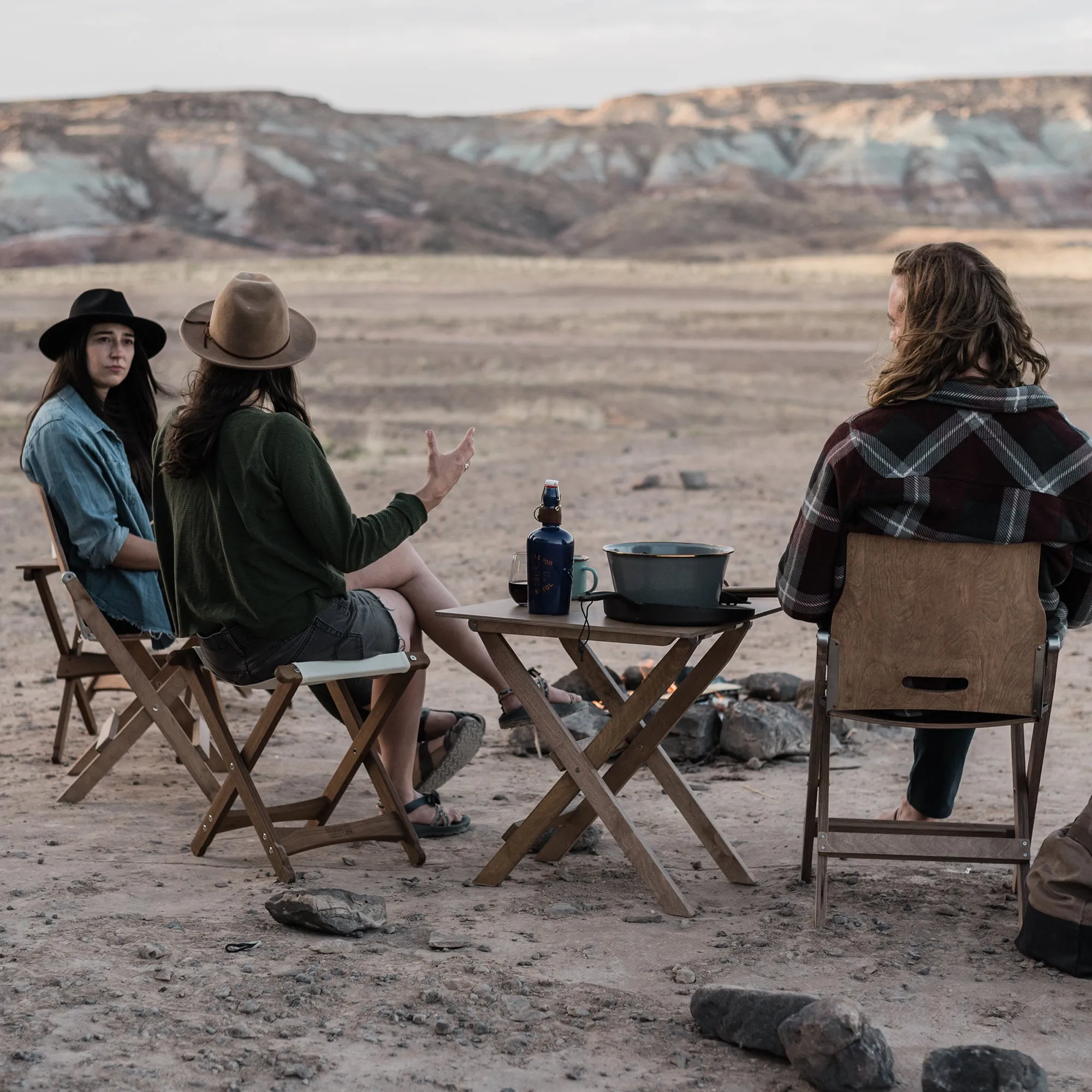 Rynx | Ridgetop Tree Folding Table