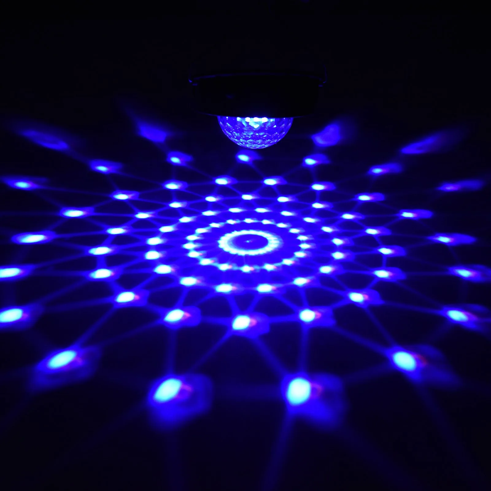 Solar Powered Lawn Lamp