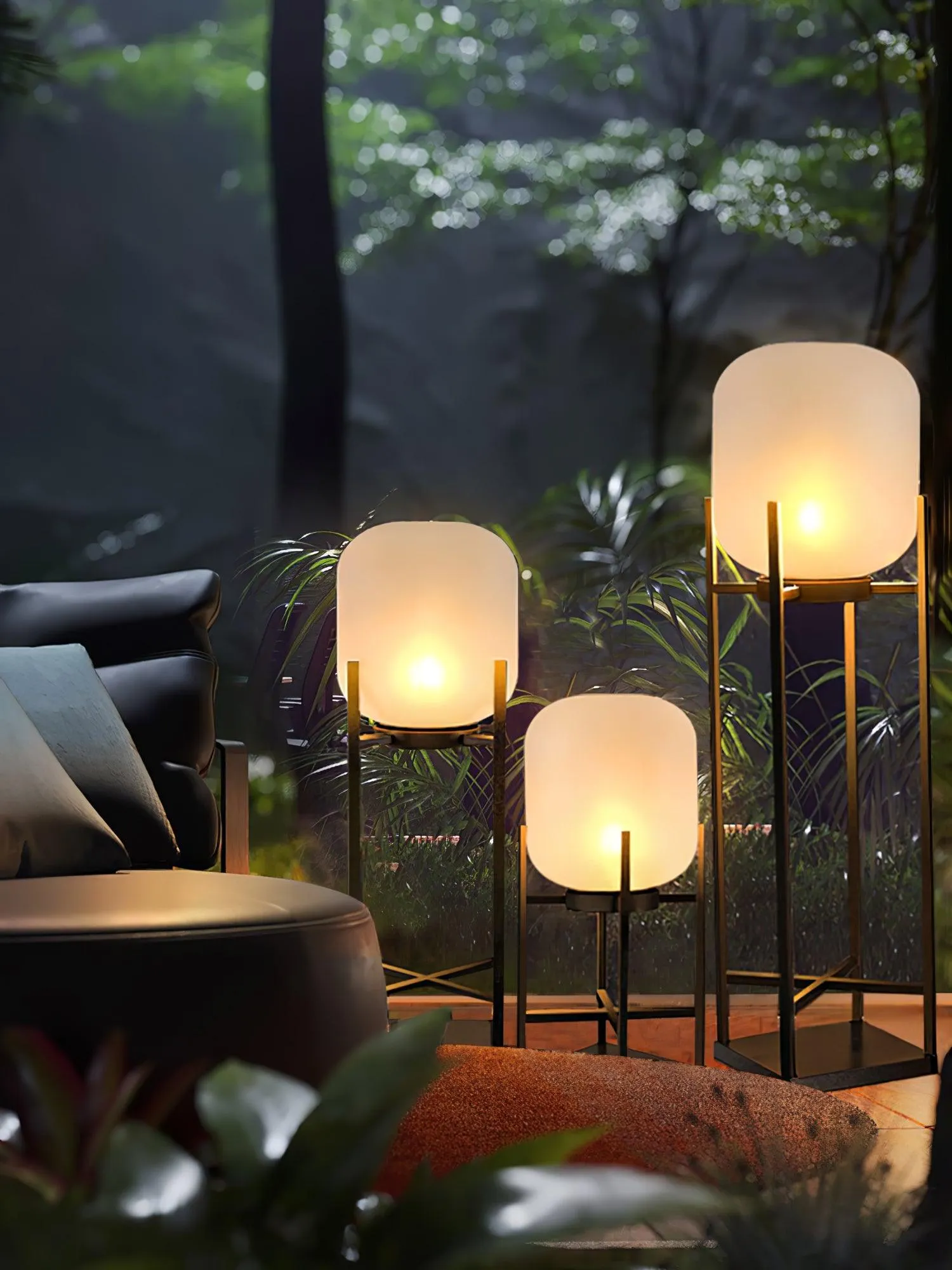 SOLARA – SOLAR POWERED OUTDOOR FLOOR LAMP