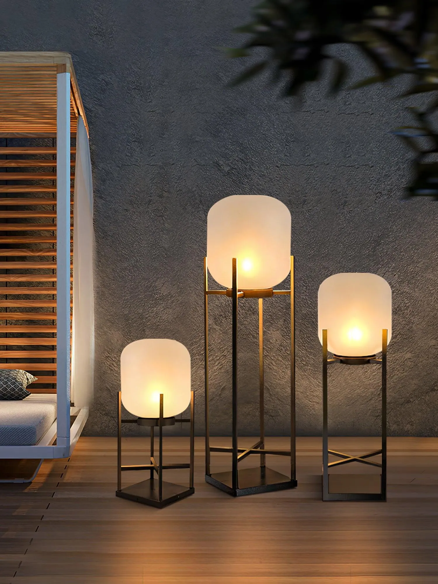 SOLARA – SOLAR POWERED OUTDOOR FLOOR LAMP