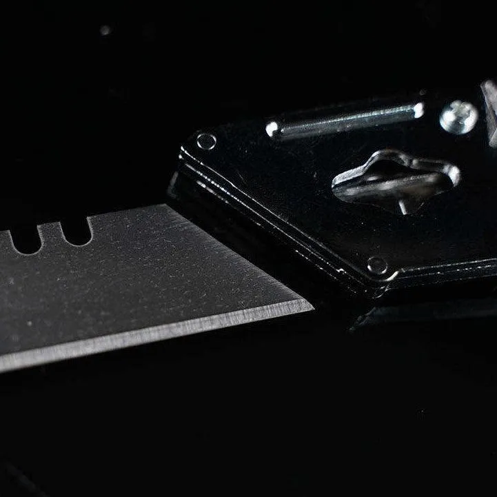Utility Folding Knife Quick Release