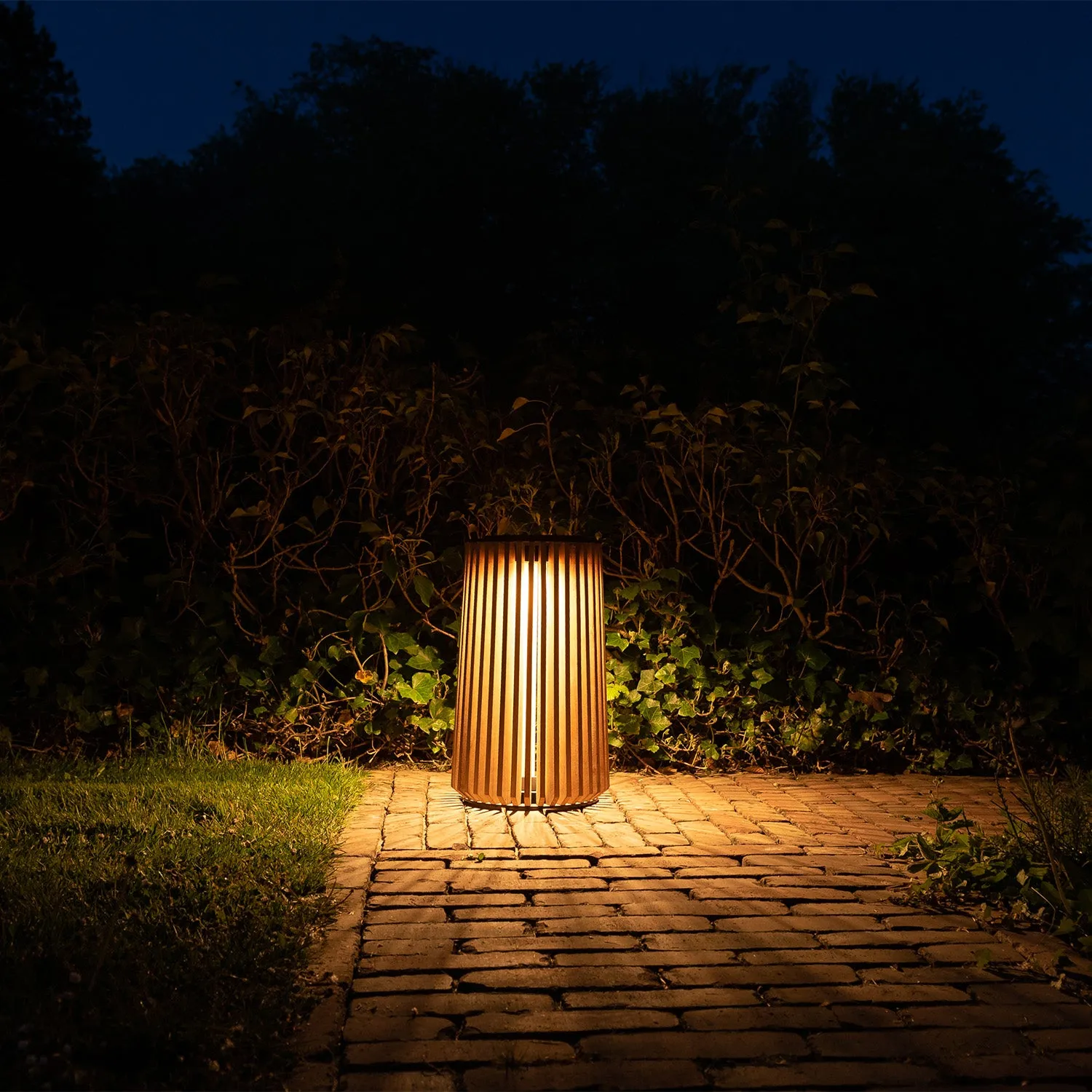 Vincent Sheppard Maya Solar Lamp