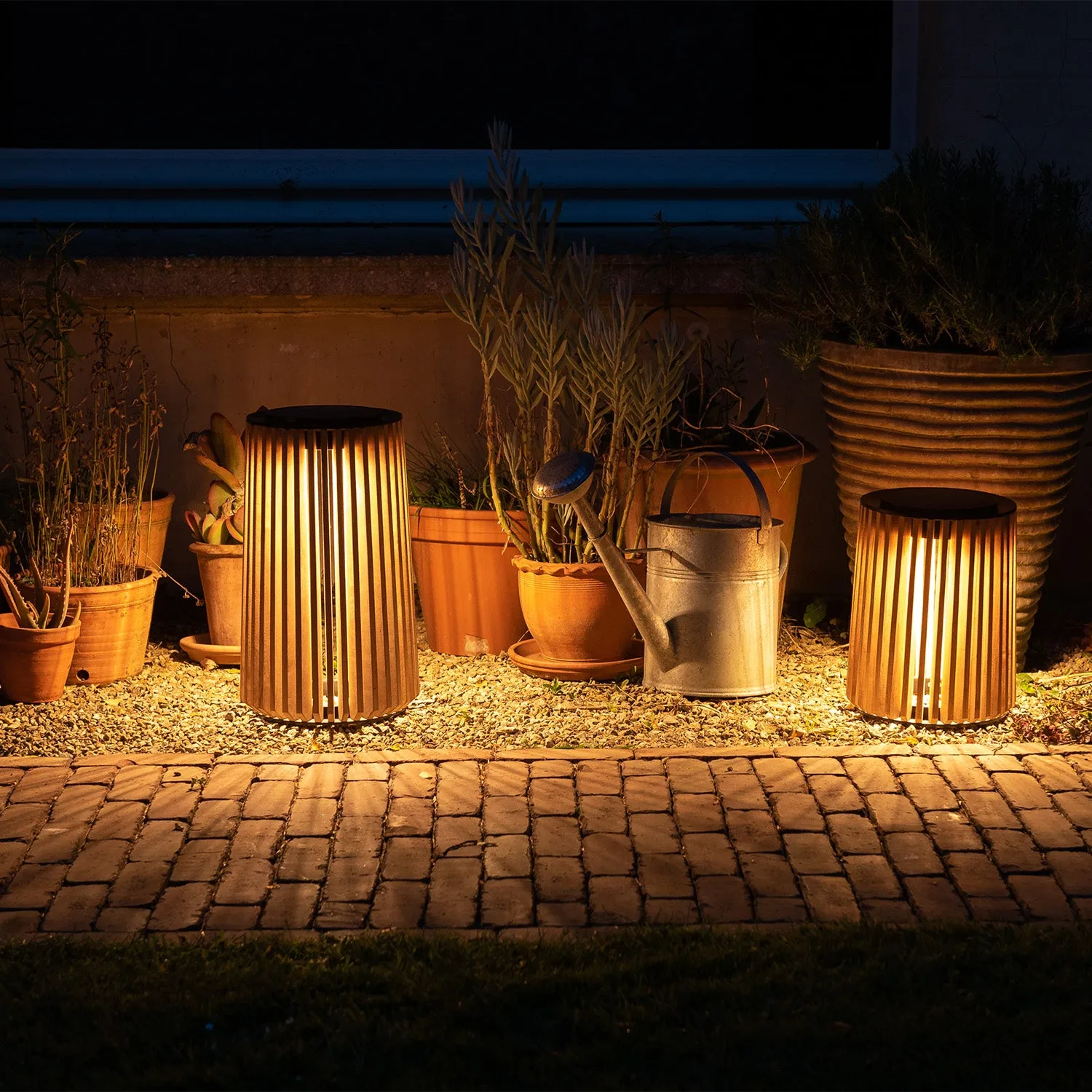 Vincent Sheppard Maya Solar Lamp