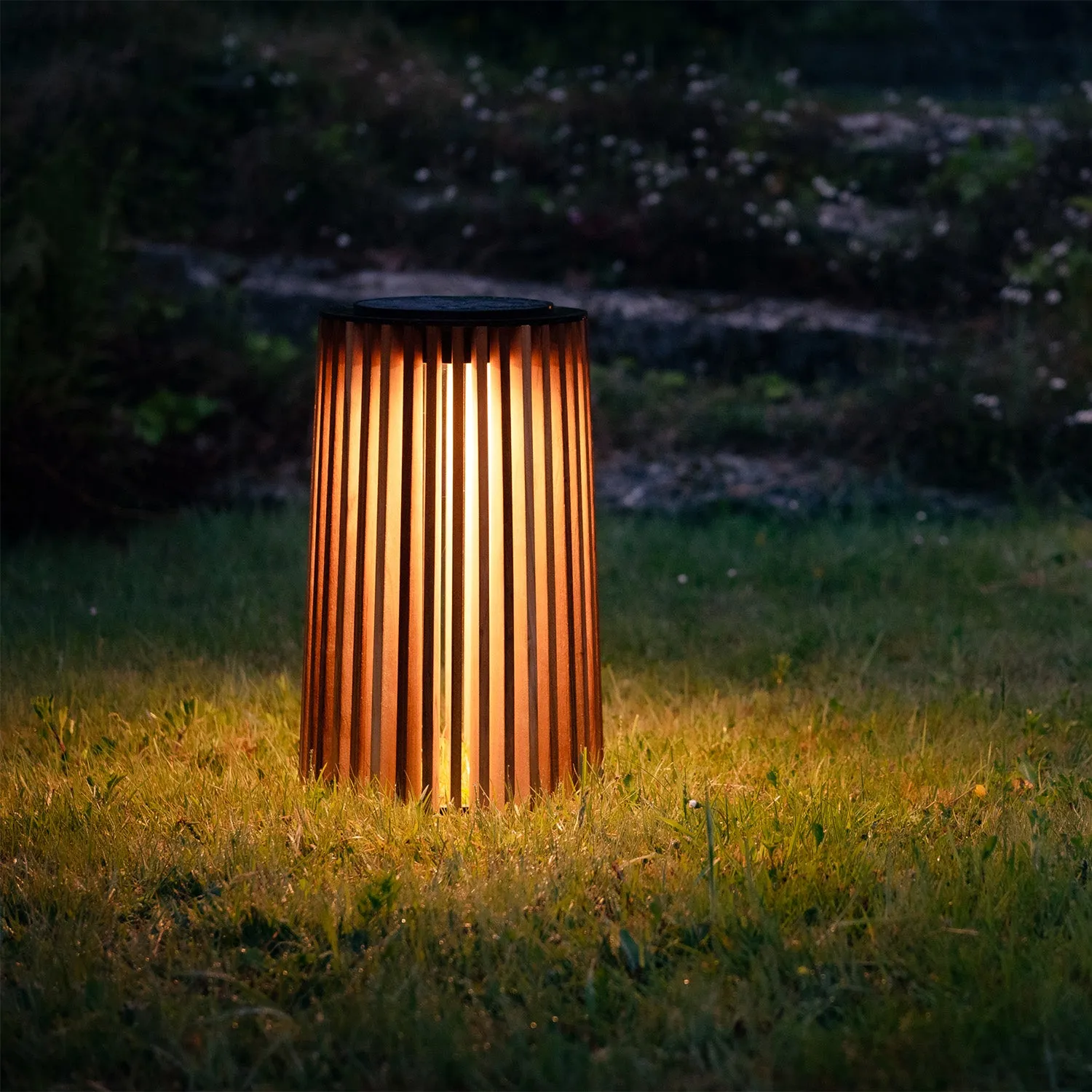 Vincent Sheppard Maya Solar Lamp